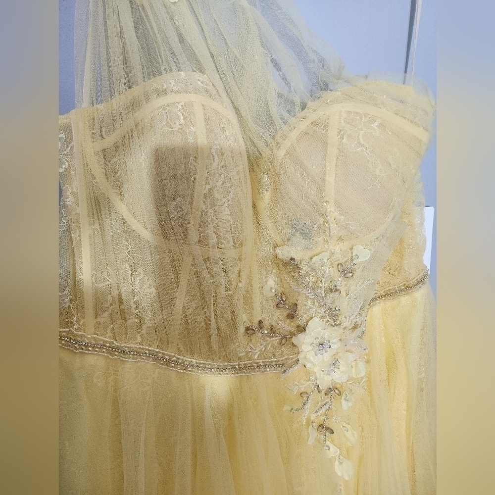 Mac Duggal NWT Lemon EMBELLISHED TULLE ONE SHOULDER HIGH LOW GOWN size 18 - Picture 11 of 16